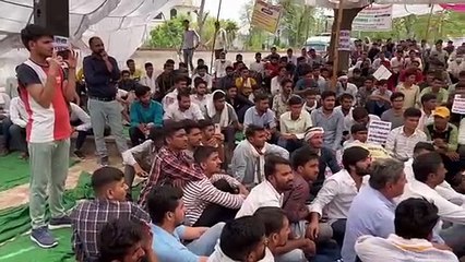 ओबीसी आरक्षण में विसंगतियों के विरोध में उतरे अभ्यर्थी