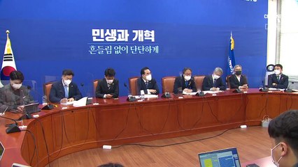 최강욱 비판한 박지현에 비난 문자 1만 개…갈라진 민주