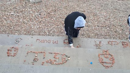 Çanakkale'de sahile inen vatandaşlar Hıdırellez'i kutladı