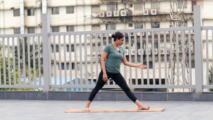 Day 5 Yoga For Complete Beginners _ 10 Days of Yoga