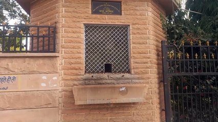 जल मंदिरों से अमृत रूपी ठाकुरजी  के दर्शन दुर्लभ