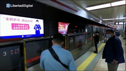 Pekín cierra el transporte público para frenar la propagación de covid-19