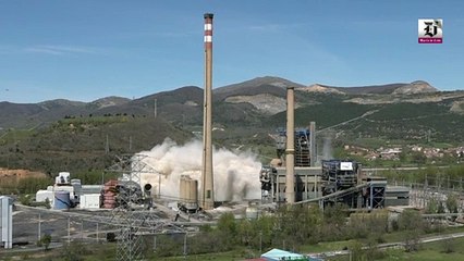 Demolición de las torres de la Central Térmica de La Robla