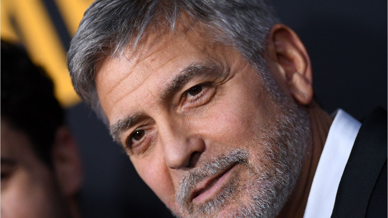 Voici :  George Clooney a 60 ans : comment Amal a réussi à le transformer