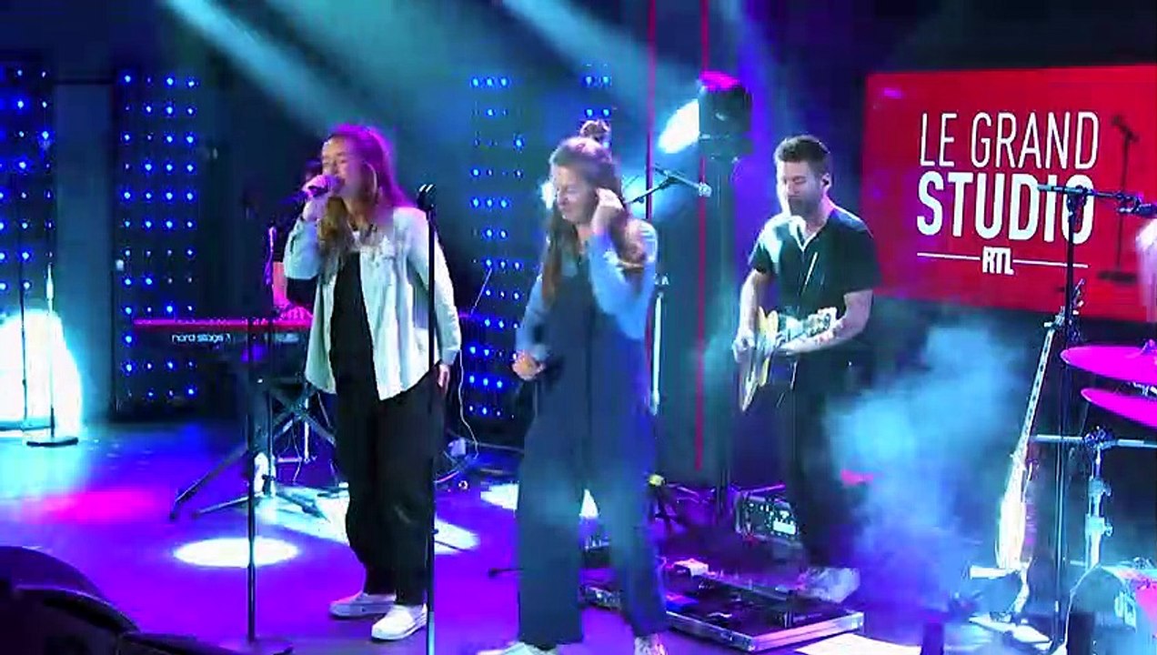 Les Frangines interprètent "Donnez-moi" dans "Le Grand Studio RTL"