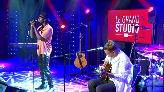 Céphaz interprète L'homme aux mille couleurs dans Le Grand Studio RTL
