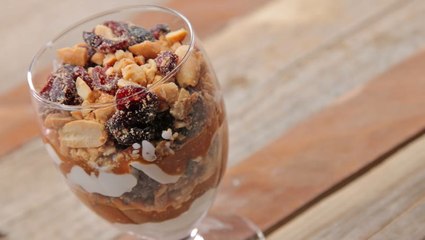 ترايفل الكراميل والكريمة