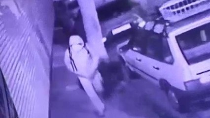 MATKAPLA DELDİKLERİ KASADAN 200 BİN LİRALIK SAAT VE TELEFON ÇALDILAR