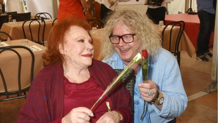 GALA VIDEO - Mort de Régine : Sylvie Vartan bouleversée, elle signe un message poignant