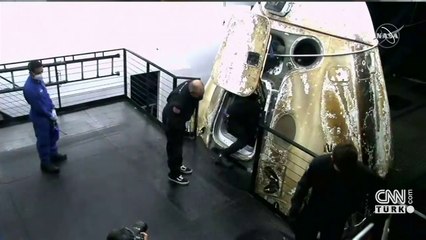 SpaceX ekibi Dünya'ya iniş yaptı