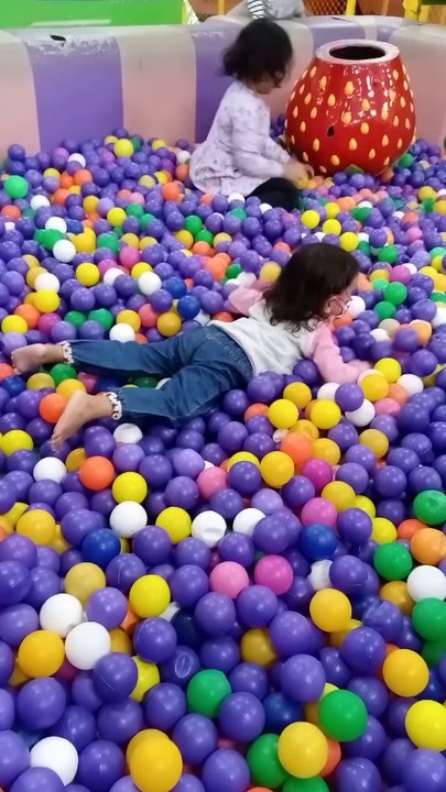 Mandi bola