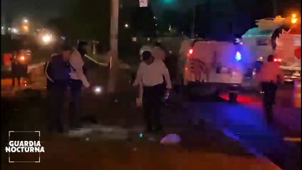 Un motociclista murió tras chocar contra el “camellón” de carretera a El Salto, vía a El Verde