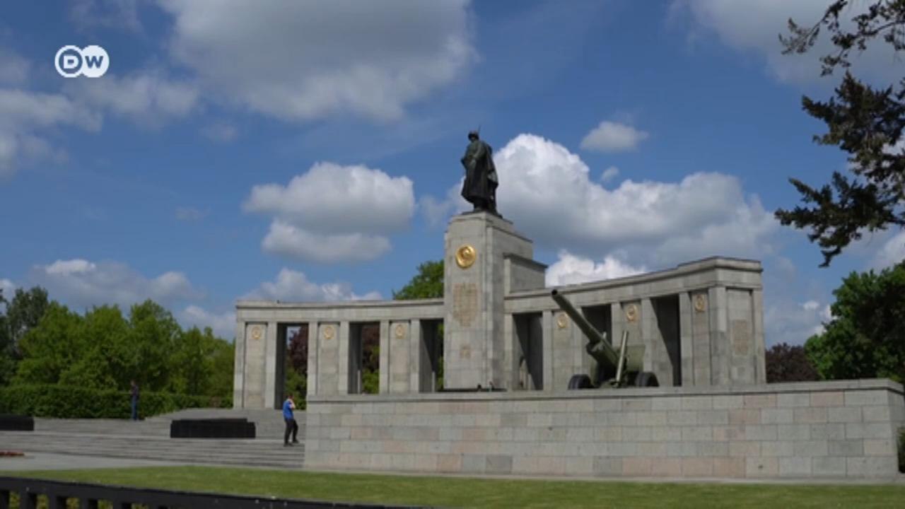 Заграждения, наряды полиции и акции протеста: к...