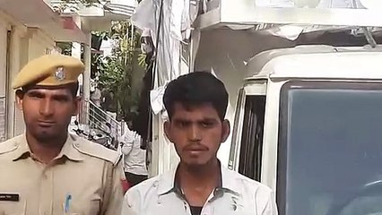 पुलिस पर फायरिंग के आरोपी के पैर से गोली निकाली