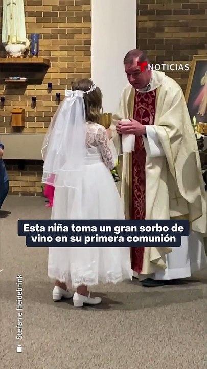 Niña bebe gran cantidad de vino en su primera comunión y se viraliza