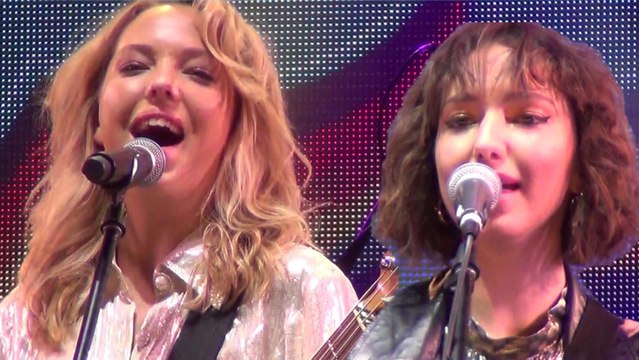 Tamworth Country Music Festival 2022.18 The Buckleys +, Kiz Live in the Toyota Park, Tamworth, 23 Apr 2022