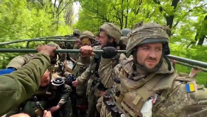 Biden anuncia reforço de artilharia e radares para a Ucrânia