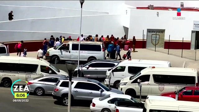 Migrantes ingresan a Estados Unidos para solicitar asilo