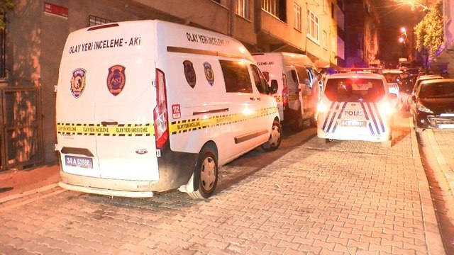 Esenyurt’ta husumetlisini sokak ortasında öldürdü