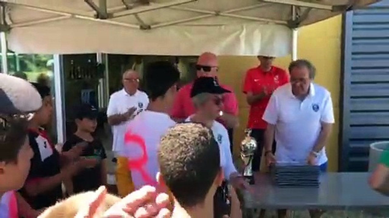 La finale de la coupe U15 District et le titre de l'inter district 24/47 contre l'EBBE remise des récompenses