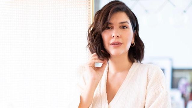 Bergüzar Korel, yeni doğan kızına yapılan Kafası vakumlanmış gibi yorumuna ateş püskürdü: Hadsizleşmeyin