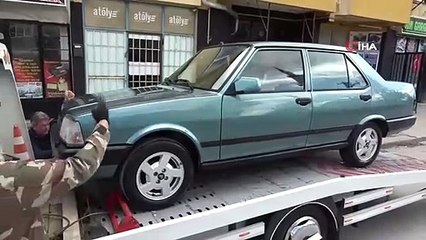 Örtünün altında bir efsane yatıyor! Yıllarca sakladığı aracını 125 bin TL'ye sattı