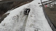 Nemrut Krater Gölü'nün karla kaplanan yolları açılıyor