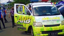 Kacau! Sebuah Ambulans Angkut Wisatawan Healing ke Puncak