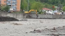 Bozkurt'ta su seviyesinin yükselmesi nedeniyle açılan 3 geçici köprü ulaşıma kapatıldı