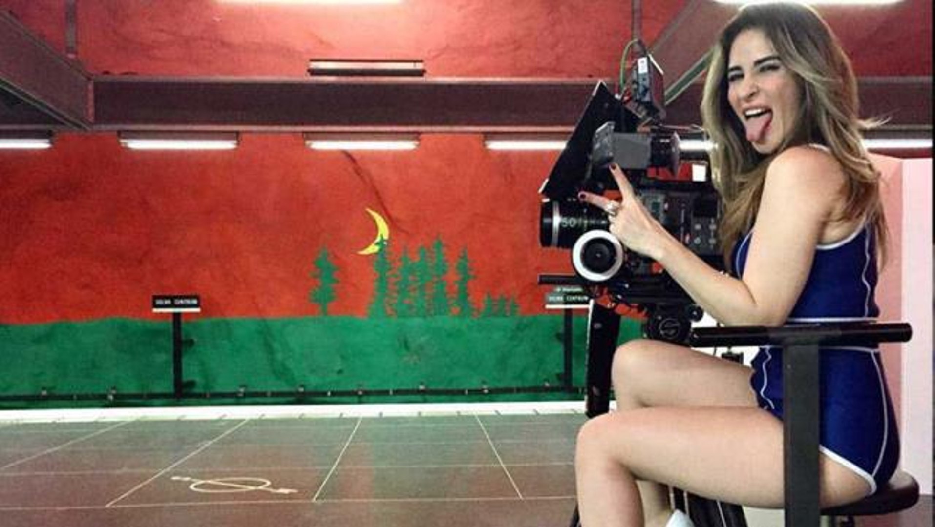 Mastürbasyon itirafıyla gündem olan Aynur Aydından bu sefer de çıplaklık  çıkışı