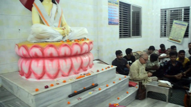 হরিসঙ্গীত, ঢাকায় রমনা হরিমন্দিরে পরিবেশিত হরিসঙ্গীত, মধুর হরিনাম শ্রবণ