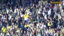 Fenerbahçe, Beşiktaş derbisinin hazırlıklarını taraftara açık antrenmanla tamamladı