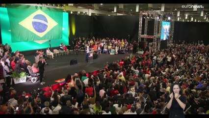 Brésil : à 76 ans, Lula annonce sa candidature à la présidentielle