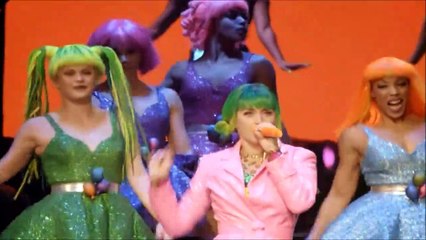KATY PERRY -Live- —  Birthday - Hyperneon
