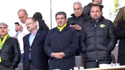 Esenler Erokspor, şampiyonluk kupasına kavuştu