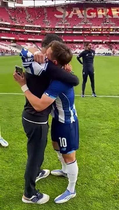 Abraço Conceição e filho
