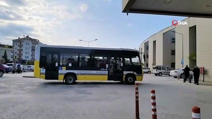 Toplu taşıma şoförü fenalaşan kadın yolcuyu hastaneye yetiştirdi