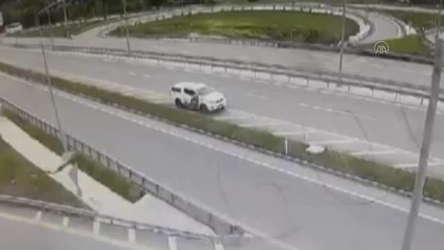 Son dakika gündem: Amasya'da minibüs pikaba çarptı, 2 kişi öldü, 7 kişi yaralandı