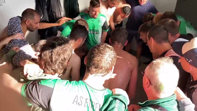 Ambiance dans le vestiaire suite à la victoire contre Le PERTRE Brielles