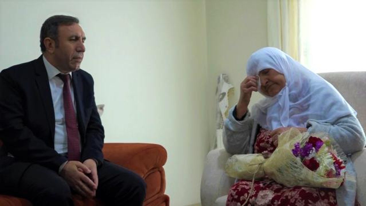 Bingöl'de şehit annesine duygulandıran ziyaret