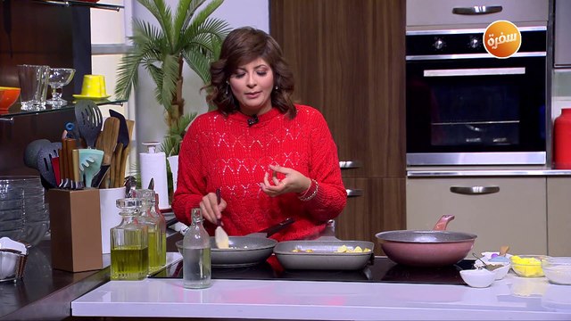 كرات جوز الهند بالسميد | غادة جميل