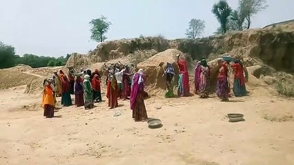 565 करोड़ खर्च करके भी नहीं आई मजदूर के सिर पर तिरपाल