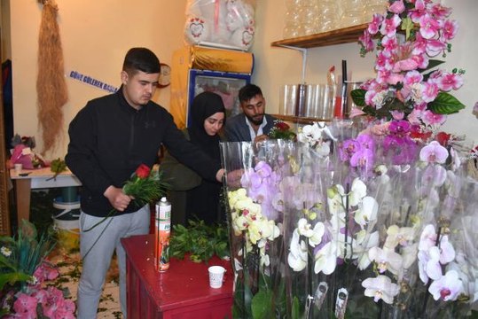 Doğu Anadolu'da çiçekçilerde Anneler Günü yoğunluğu