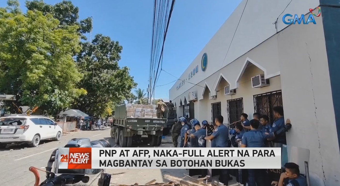 PNP at AFP, naka-full alert na para magbantay sa botohan bukas | 24 Oras News Alert