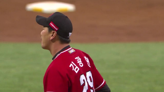 김광현 6이닝 무실점 시즌 5승·ERA 1위 질주 / YTN