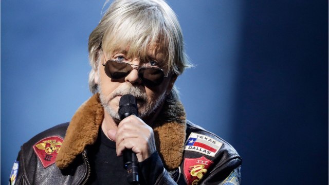 GALA VIDEO : Renaud en forme : ”Il doit exister un dieu pour les ivrognes”, ses confidences après son opération du coeur