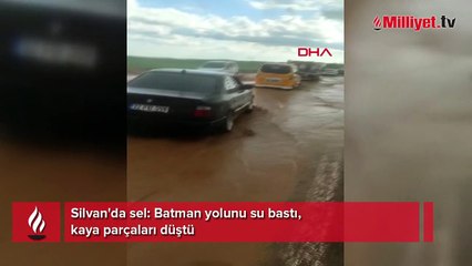 Silvan'da sel: Batman yolunu su bastı, kaya parçaları düştü