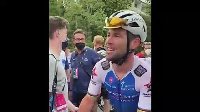 Tour d'Italie 2022 - Mark Cavendish remporte la 3e étape, Arnaud Démare échoue de peu !