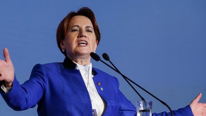 İYİ Parti lideri Akşener "Başbakan Meral" sloganlarına "Birilerini kalpten götüreceksiniz" sözleri ile yanıt verdi