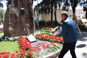 Memleket Partisi Genel Başkanı İnce, Zübeyde Hanım'ın anıt mezarını ziyaret etti